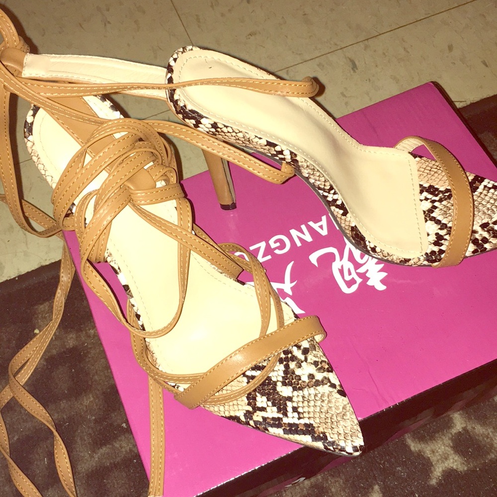 Liangzu Pointed Heels